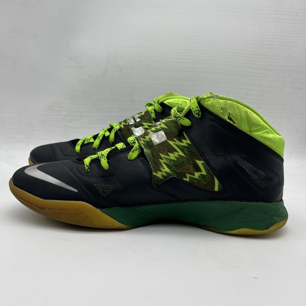 Mens Nike Zoom Soldier VII 7 Adult Size 10 Lebron James Black Green (609679-004) - Picture 2 of 16